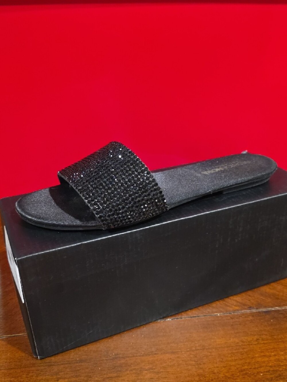 (J54) Fashion Nova Black Crystal Embellished Slide Sandals Sz 7.5 - Picture 4 of 6